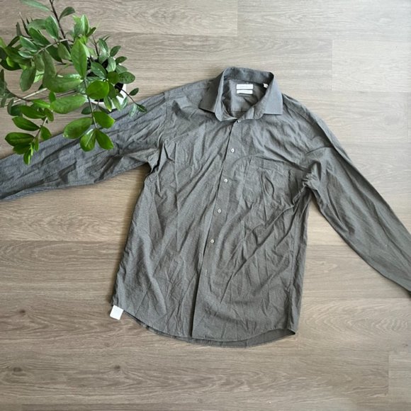 Calvin Klein Grey Pattern Button-Down "Regular Fit Non-Iron" Cotton Dress Shirt - Picture 2 of 14